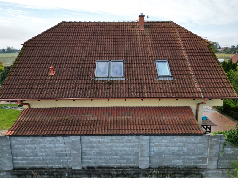 Čistenie strechy rodinného domu - Bellova Ves, Dunajská Streda